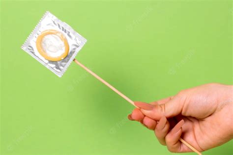 OWO - Oral ohne Kondom Begleiten Thonex
